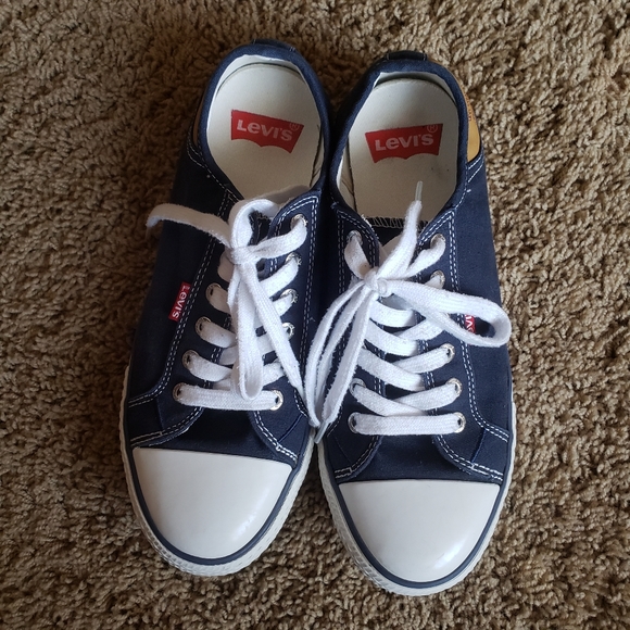 Levi's Shoes - Levi's Stan Buck Women's Sneakers Navy Size 8.5